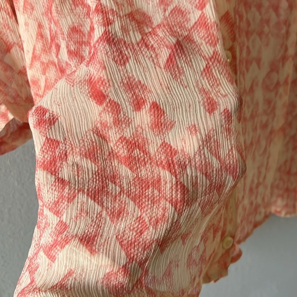 CAbi Emerson Silk blouse - Picture 4 of 8